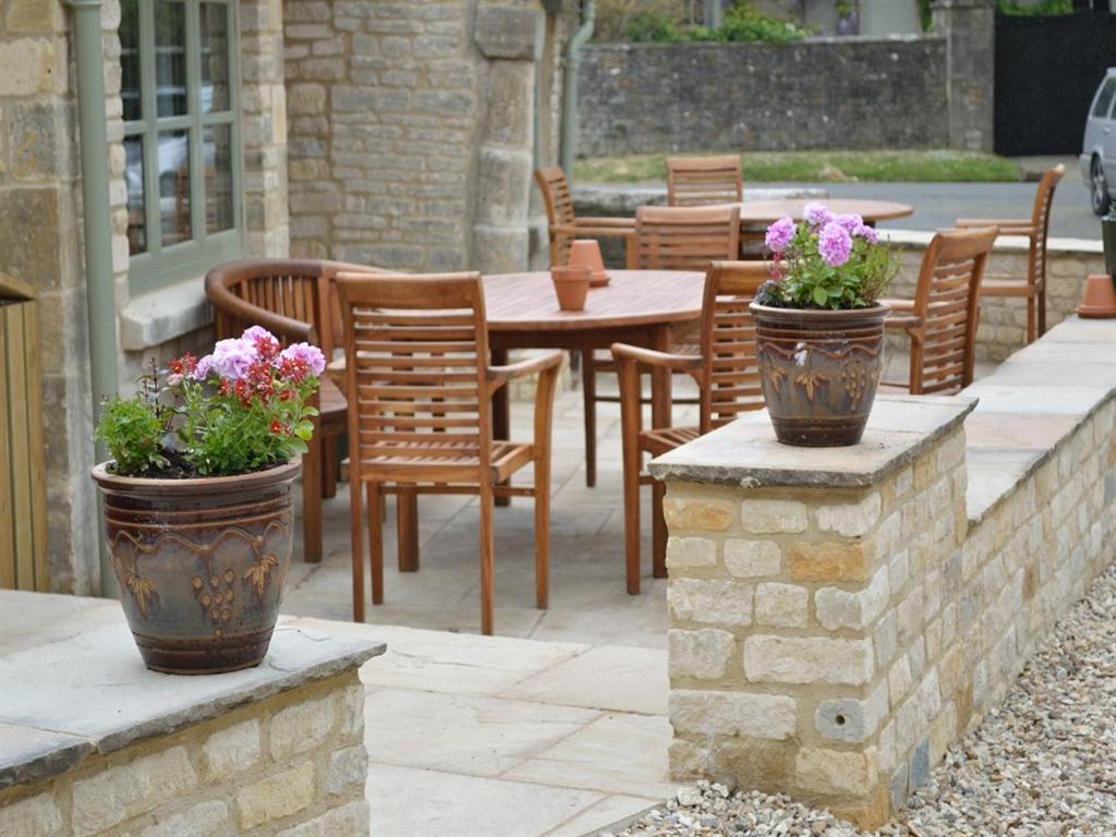 The Plough Inn Bourton-on-the-Water Εξωτερικό φωτογραφία