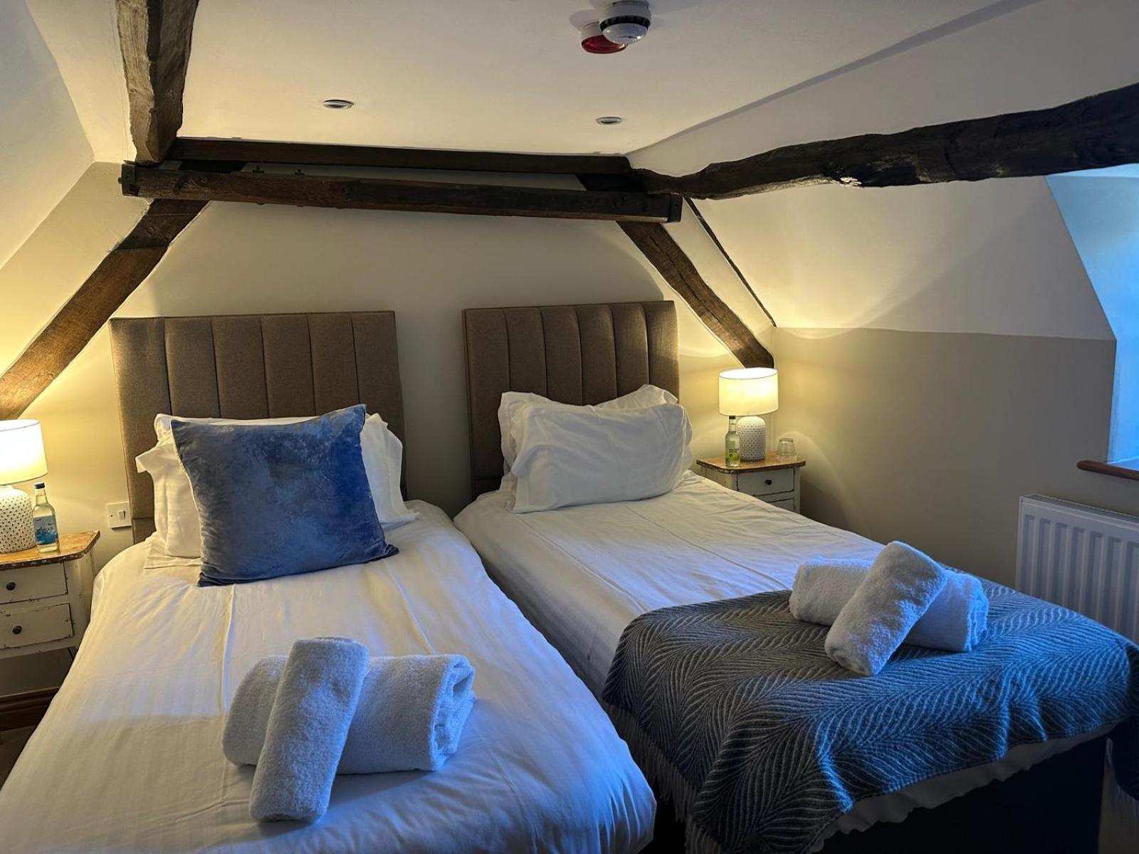 The Plough B&B Bourton-on-the-Water Δωμάτιο φωτογραφία
